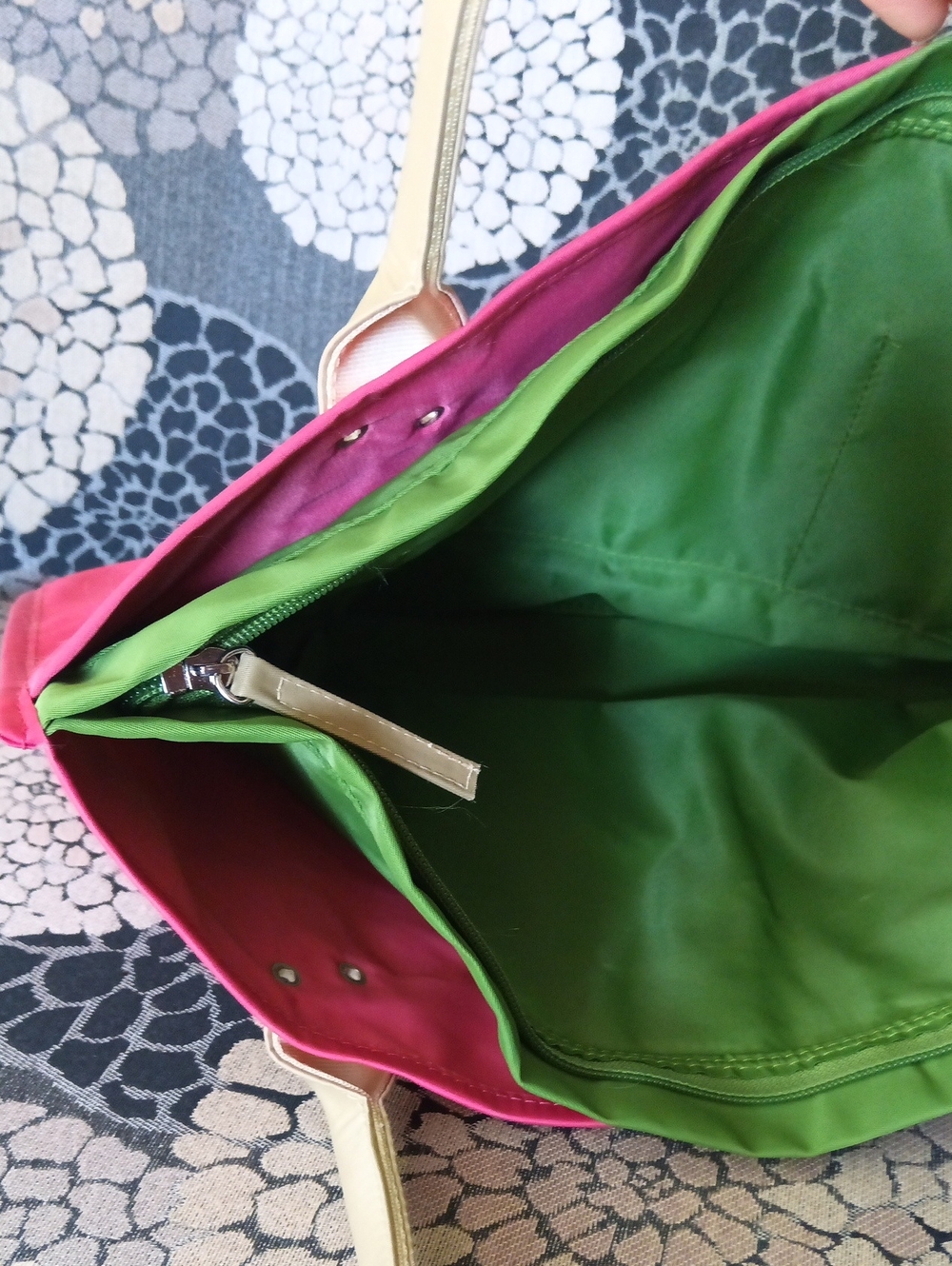 18x12x6" Waterproof Hot Pink & Apply Green Tote Bag with Tan Handles - Picture 12 of 13